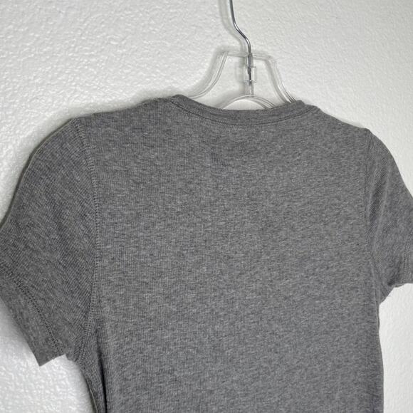 Aeropostale Womens Top Size L Y2K Light Gray Short Sleeve Pullover Casual - Picture 10 of 11